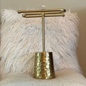 Source Unknown Gold Jewelry Stand with Hammered Base